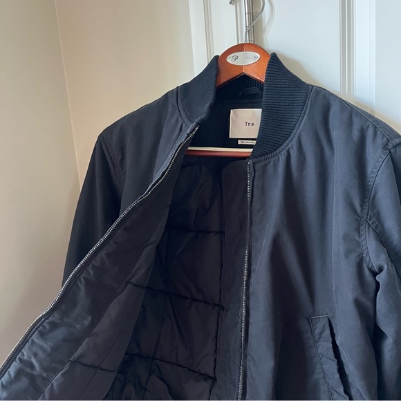 ARITZIA TNA Sequoia Bomber Jacket Black Size XXS - Picture 4 of 8